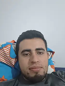 Alejo10051 webcam