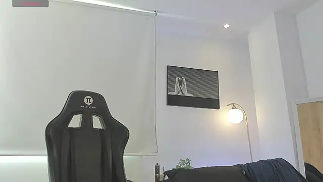 zack_lenox webcam