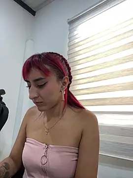 Juliethademon webcam