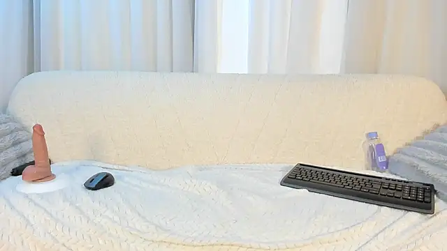 ValentinaMonroee webcam