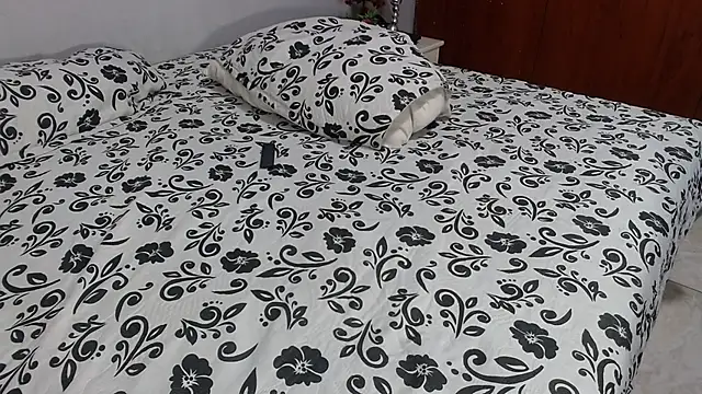 yesika_miller webcam