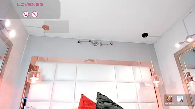 LADY_HELLEN webcam