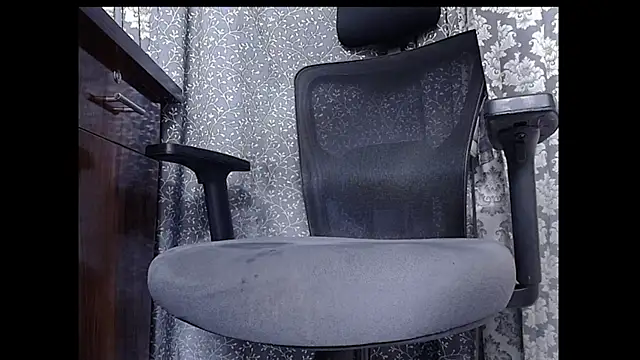Hjnbwjehiu8j3473eb webcam