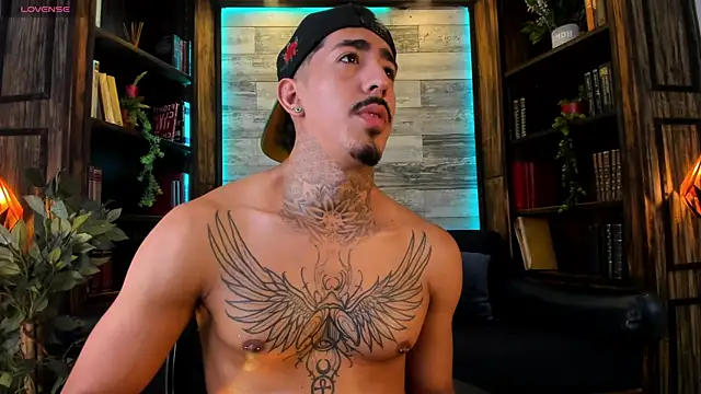 Donovan_Desmond webcam