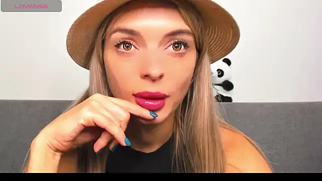 _ellen_meow_ webcam