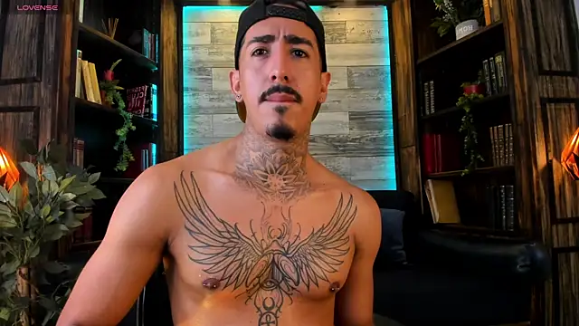 Donovan_Desmond webcam