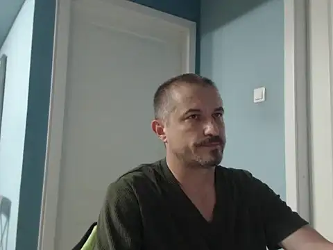 MisterFaithRO webcam