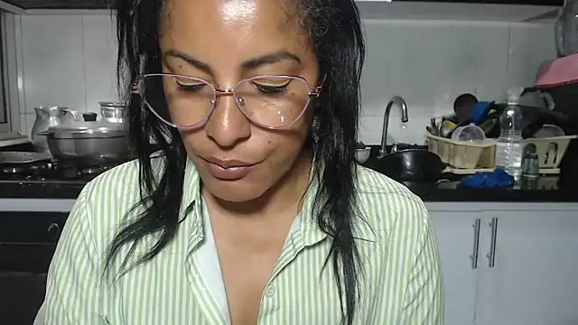 kateleyagrey webcam