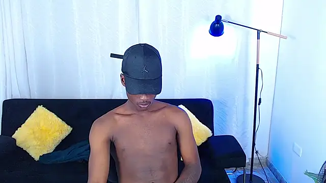 alexaandro18 webcam