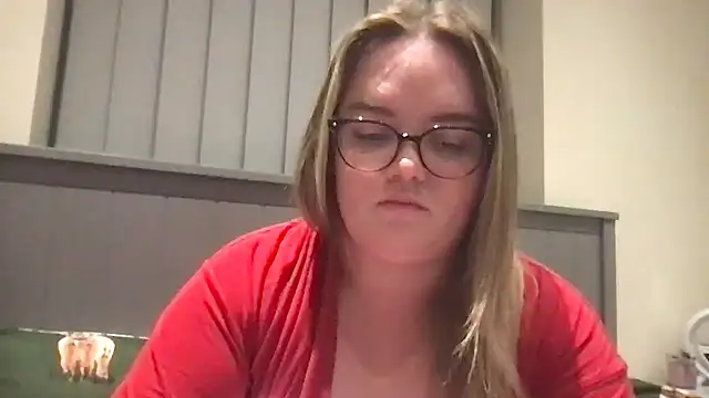 honeyyy24 webcam
