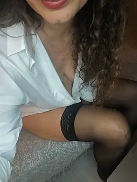 ___Lilith7777___ live cam on StripChat