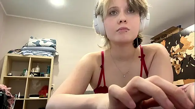 CuteLilit webcam