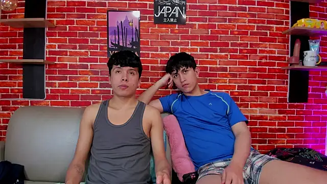 Hoot_boyss_ webcam