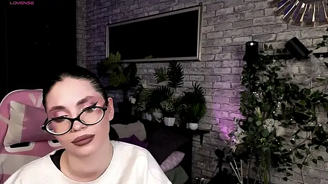 Velvet__Kiss webcam
