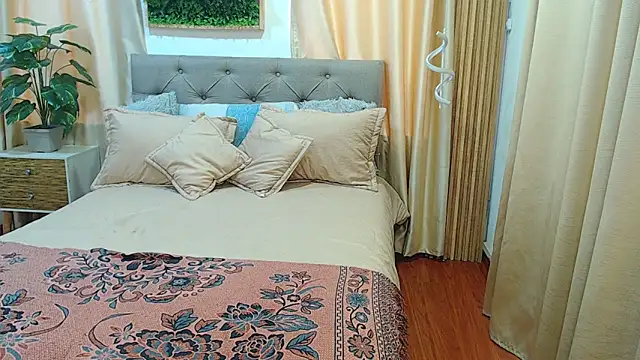 sasi_luna webcam