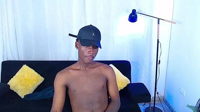 alexaandro18 webcam