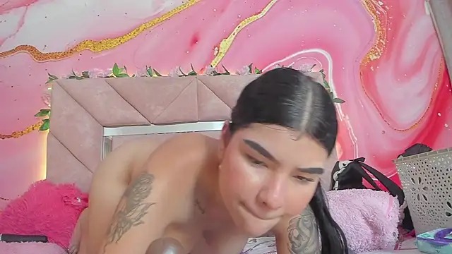 Watch Taylor__cooper live on EroticFlix - High definition streams