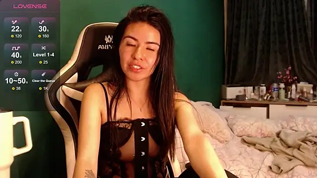 alice_middlee webcam