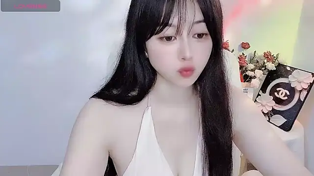 Lydia_170 webcam