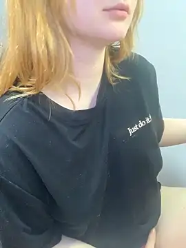 MargoPinky1 webcam