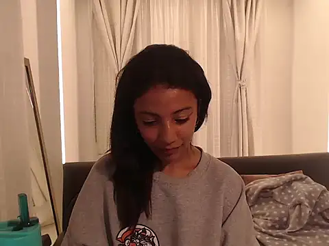 Scarleet_miaa webcam