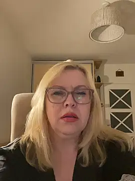 JanieLight53 webcam