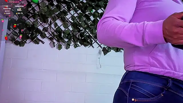louise_nails webcam