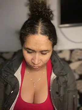 carola-ross (F milf) - Rub Dildo on my pussy🥵