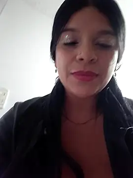 layla-daring (F young) - Remove my dress for the rest of the show