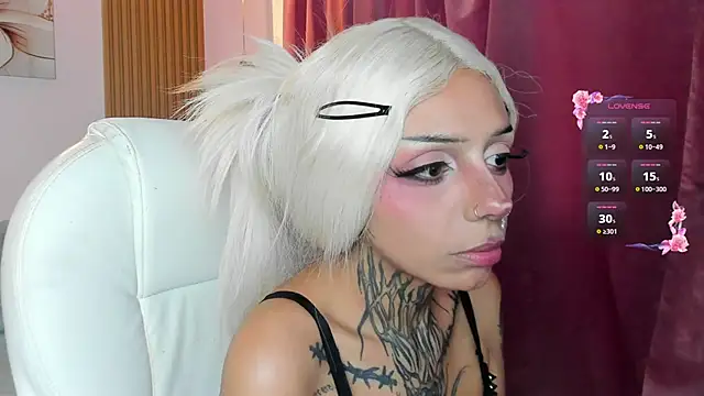 KoraRousee webcam