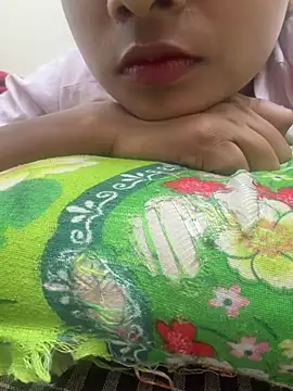 cute_girl_99 webcam