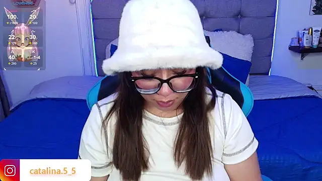 Kata_Bigboobs webcam