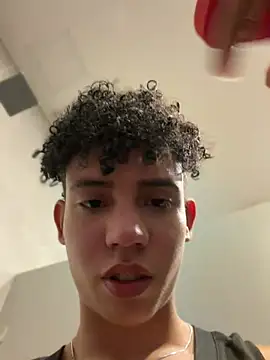 yoursexyjose webcam