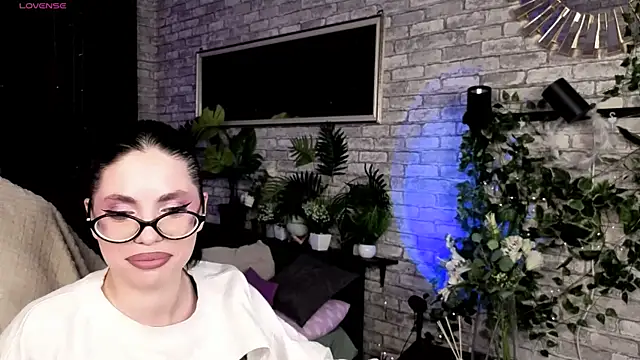 Velvet__Kiss webcam