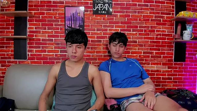Hoot_boyss_ webcam