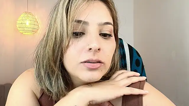 YummyAnna_ webcam