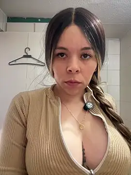 carolina16love webcam
