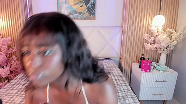 Nahomi_Campbell__ webcam