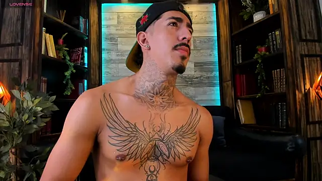 Donovan_Desmond webcam