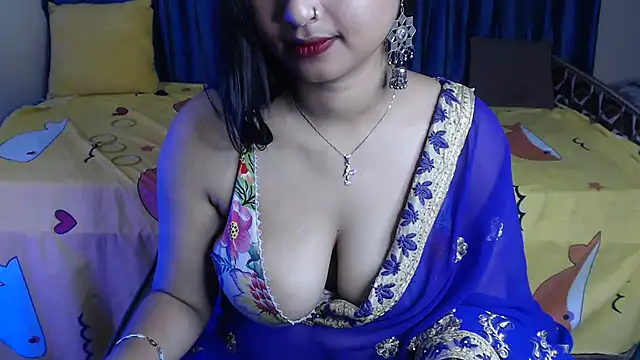 Watch _miss_queen live on EroticFlix - High definition streams
