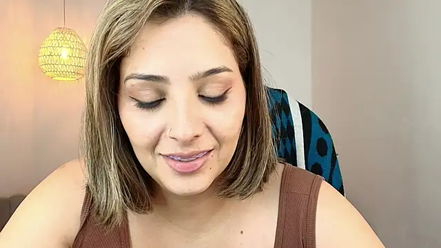 YummyAnna_ webcam