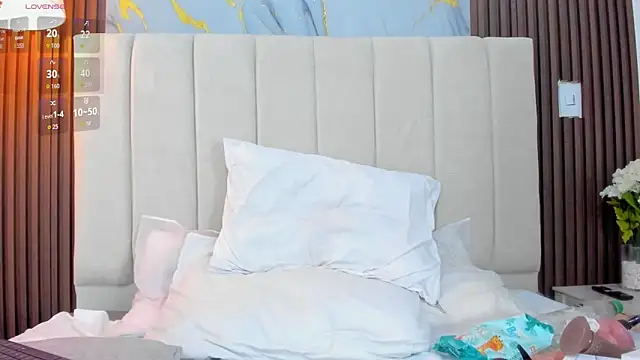 Victoria_Guzman webcam
