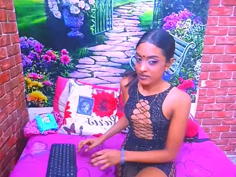 IndianPretty14u2Luv webcam