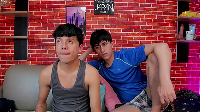 Hoot_boyss_ webcam