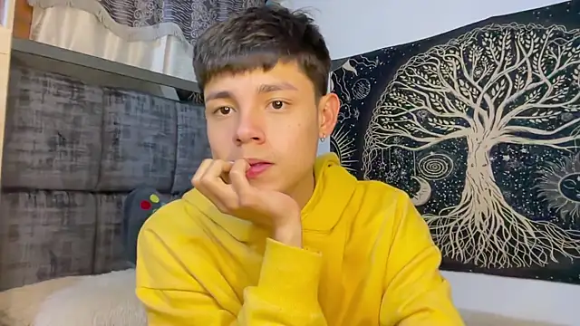 Bldavioro45 - Male webcam sex chat