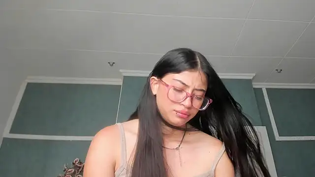 mia_gomez7 webcam