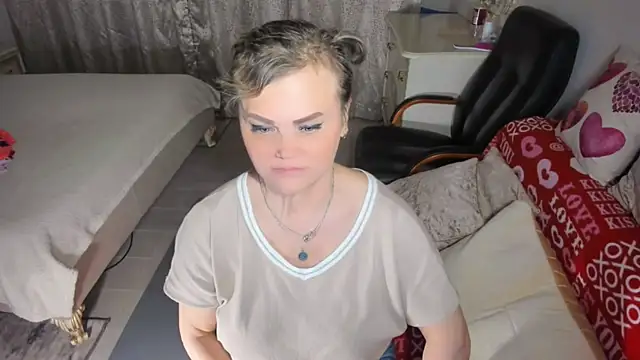 MildMature webcam