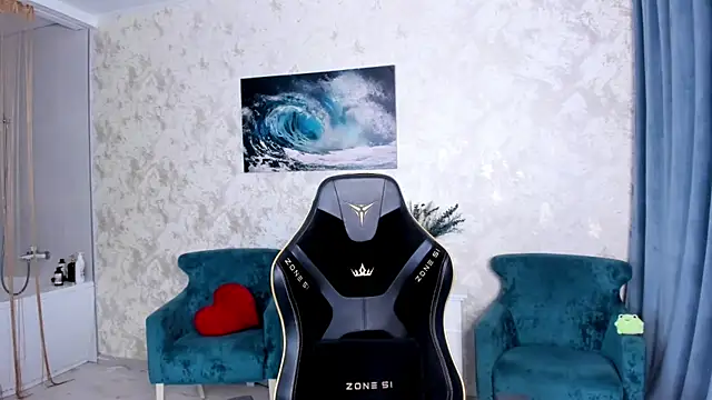EllaCurtis webcam