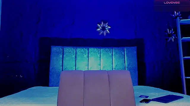 LiamDeep webcam