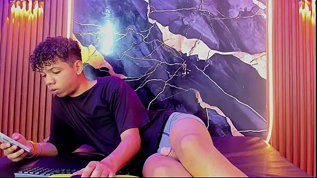 Amers_bigcock webcam